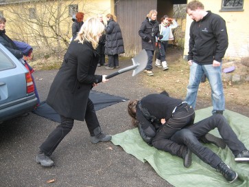 09_stuntman_dennis_albrethsen_large_11. Lene Maria Christensen i Lulu og Leon