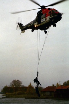 26_stuntman_dennis_albrethsen_large_29 Helikopter Den gode strømer