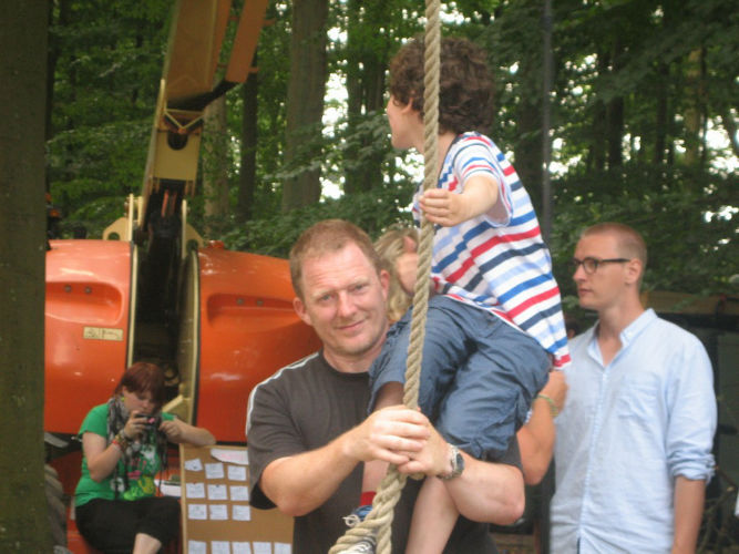 Far til fire - tilbage til naturen 2011 - Trailer - YouTube